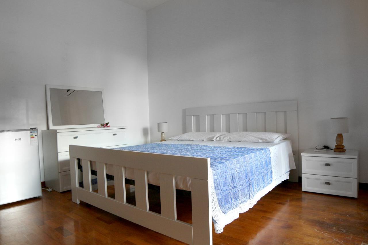 B&B Li Mari Lizzanello Exteriör bild